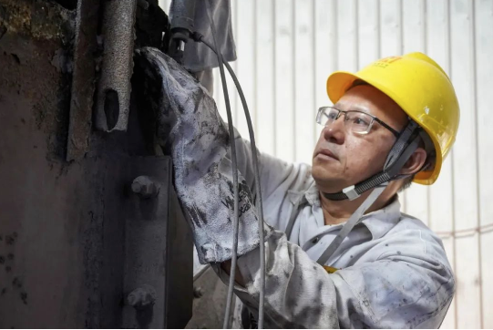 乐天使员工陈用利:喜报 | 乐天使员工陈用利被授予“海南省劳动模范称号”